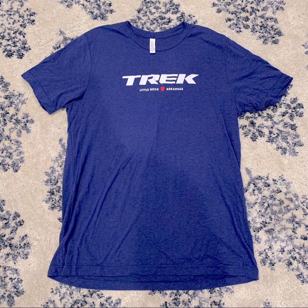 🌟SALE 💜 Trek T-shirt size Large, Bella Canvas
